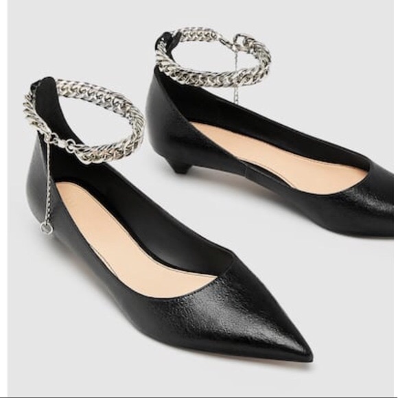 Zara Ballerina flats With A Chain Ankle Straps - Picture 2 of 8